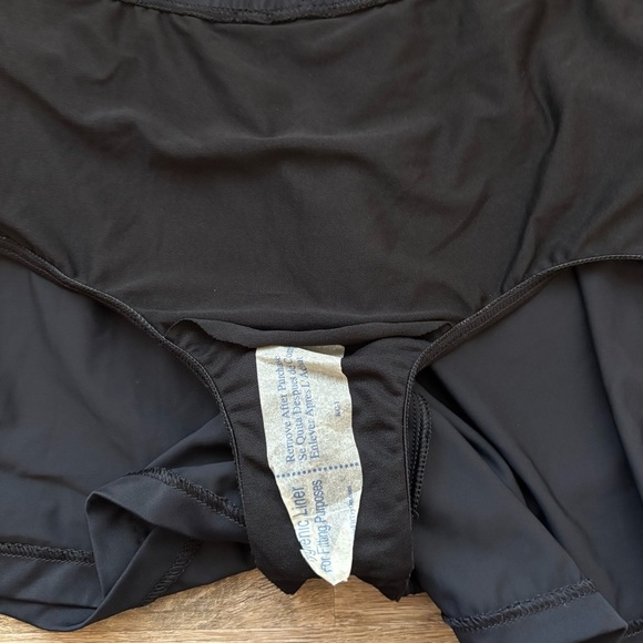 Maxine of Hollywood Jogger Short Swimming Shorts Women's Size 16 NWT - Picture 4 of 9